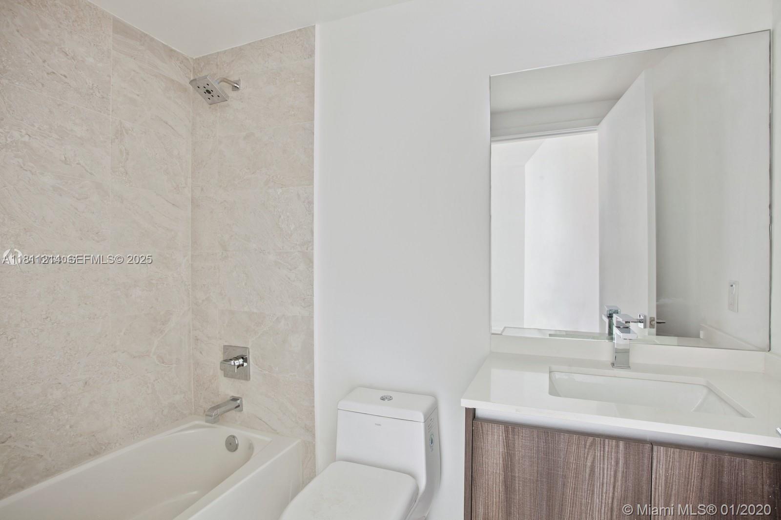 488 Ne 18th Street 501 Property Photo 14