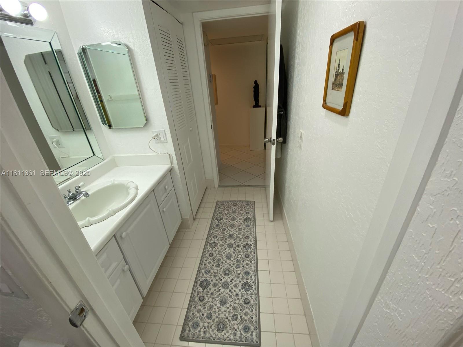 1902 Bermuda Circle G3 Property Photo 14