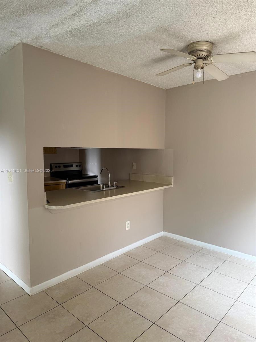 6023 10th Avenue N 215 Property Photo 29