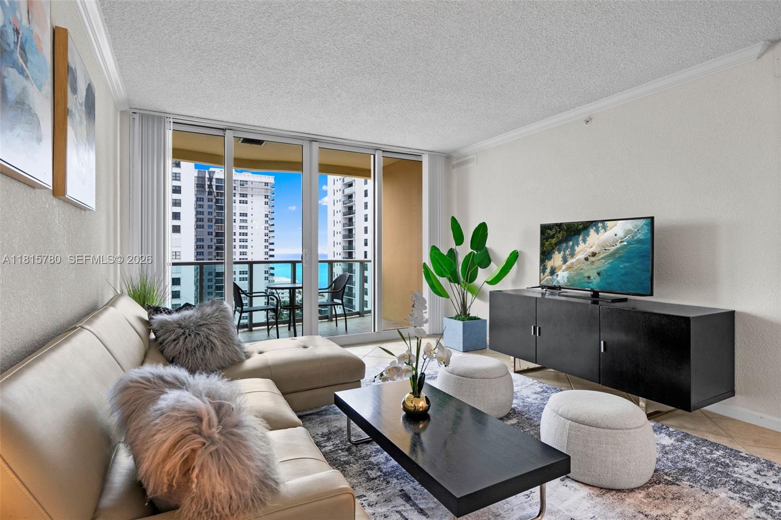 2501 S Ocean Drive Ph39 Property Photo 11