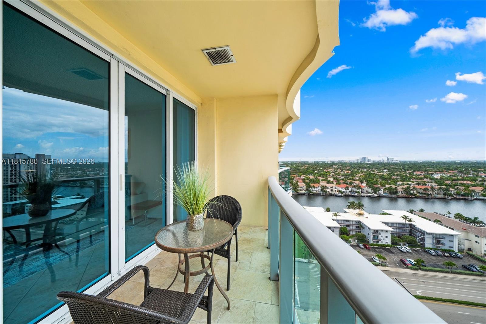 2501 S Ocean Drive Ph39 Property Photo 15