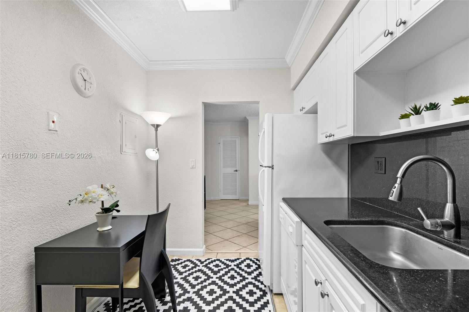 2501 S Ocean Drive Ph39 Property Photo 17