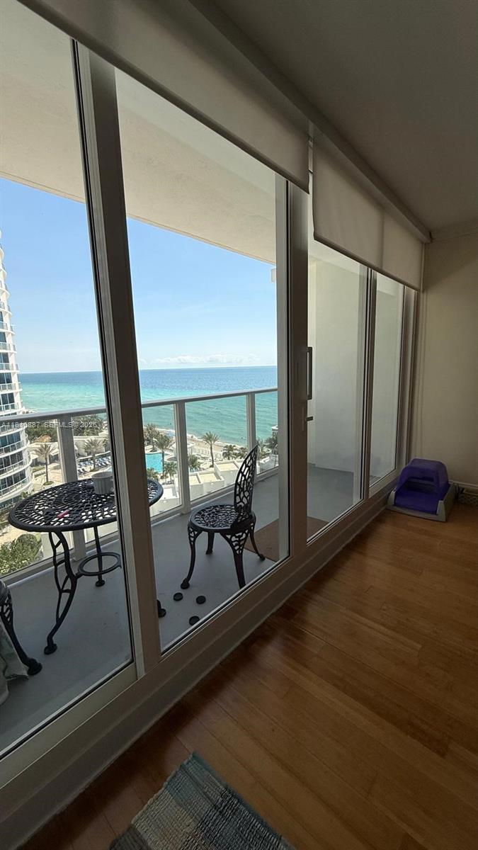 3505 S Ocean Drive 1010 Property Photo 4