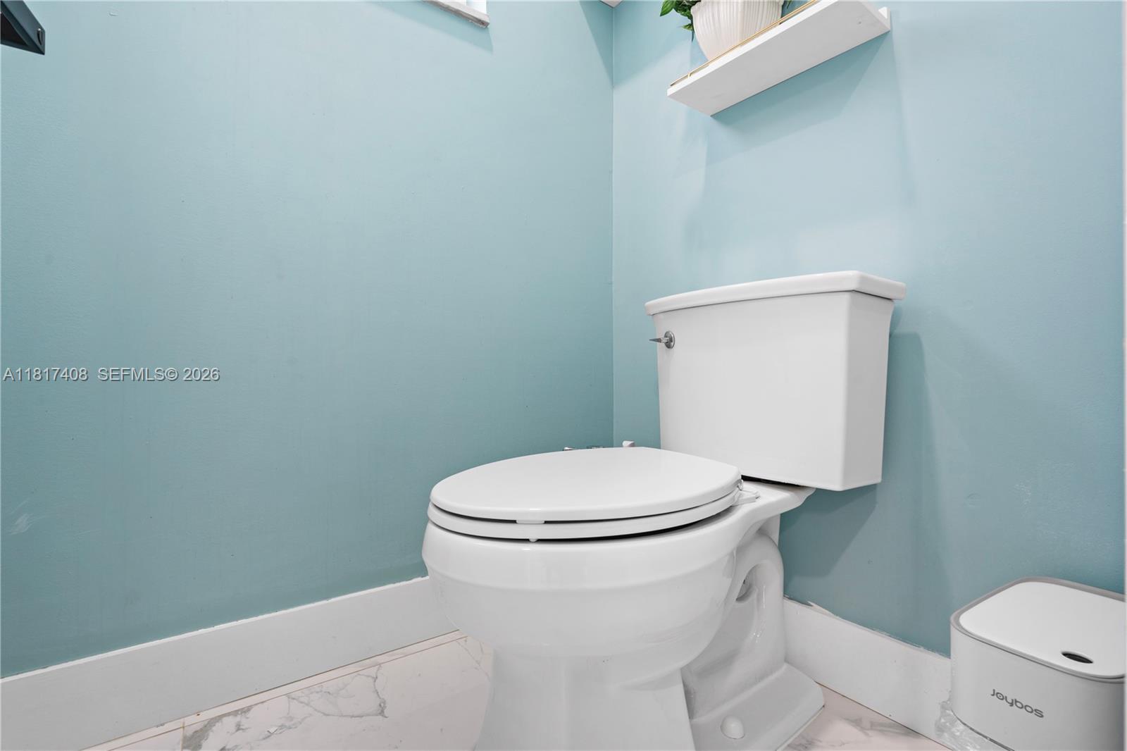 304 Bradley Property Photo 21