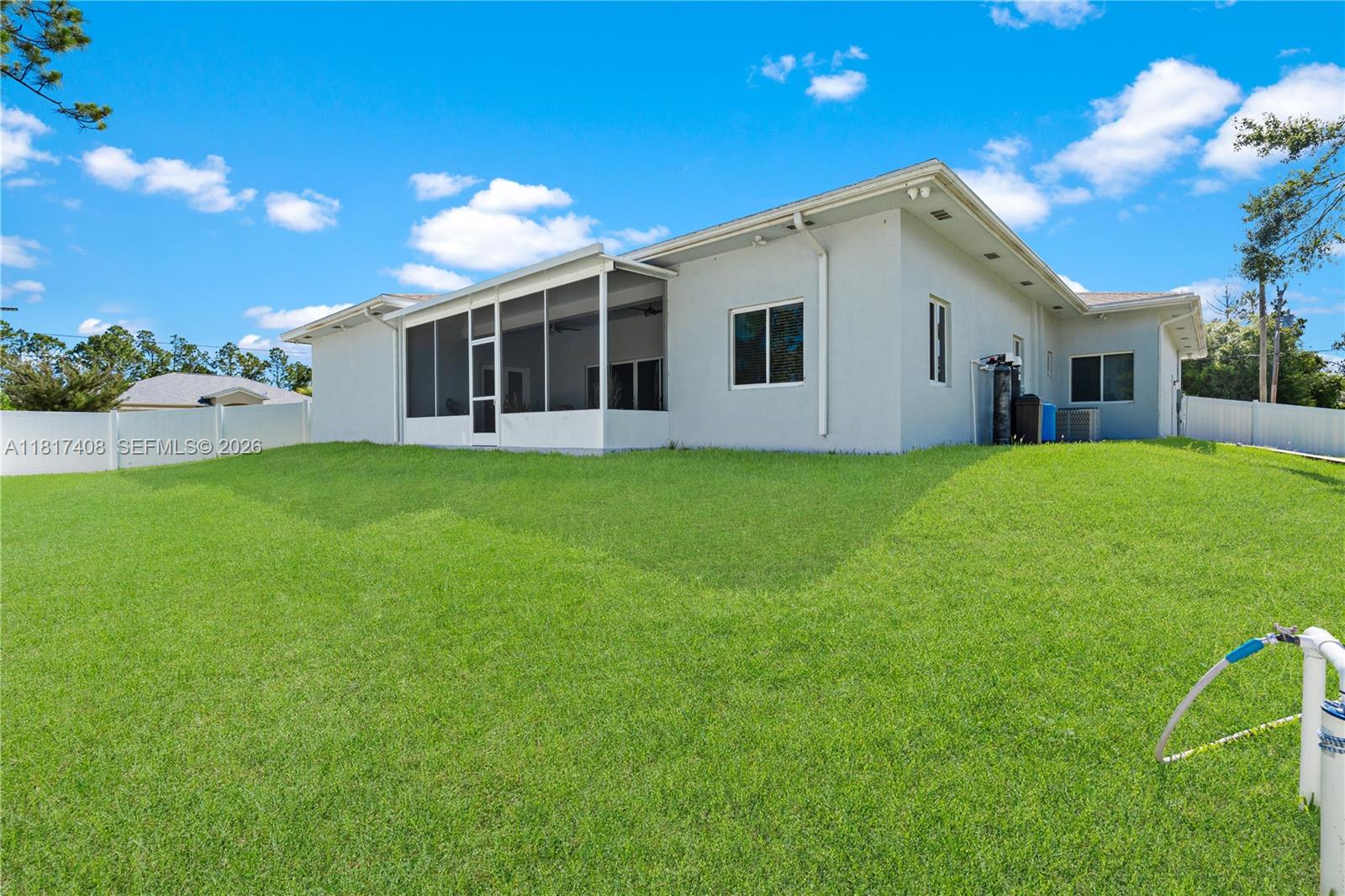 304 Bradley Property Photo 31