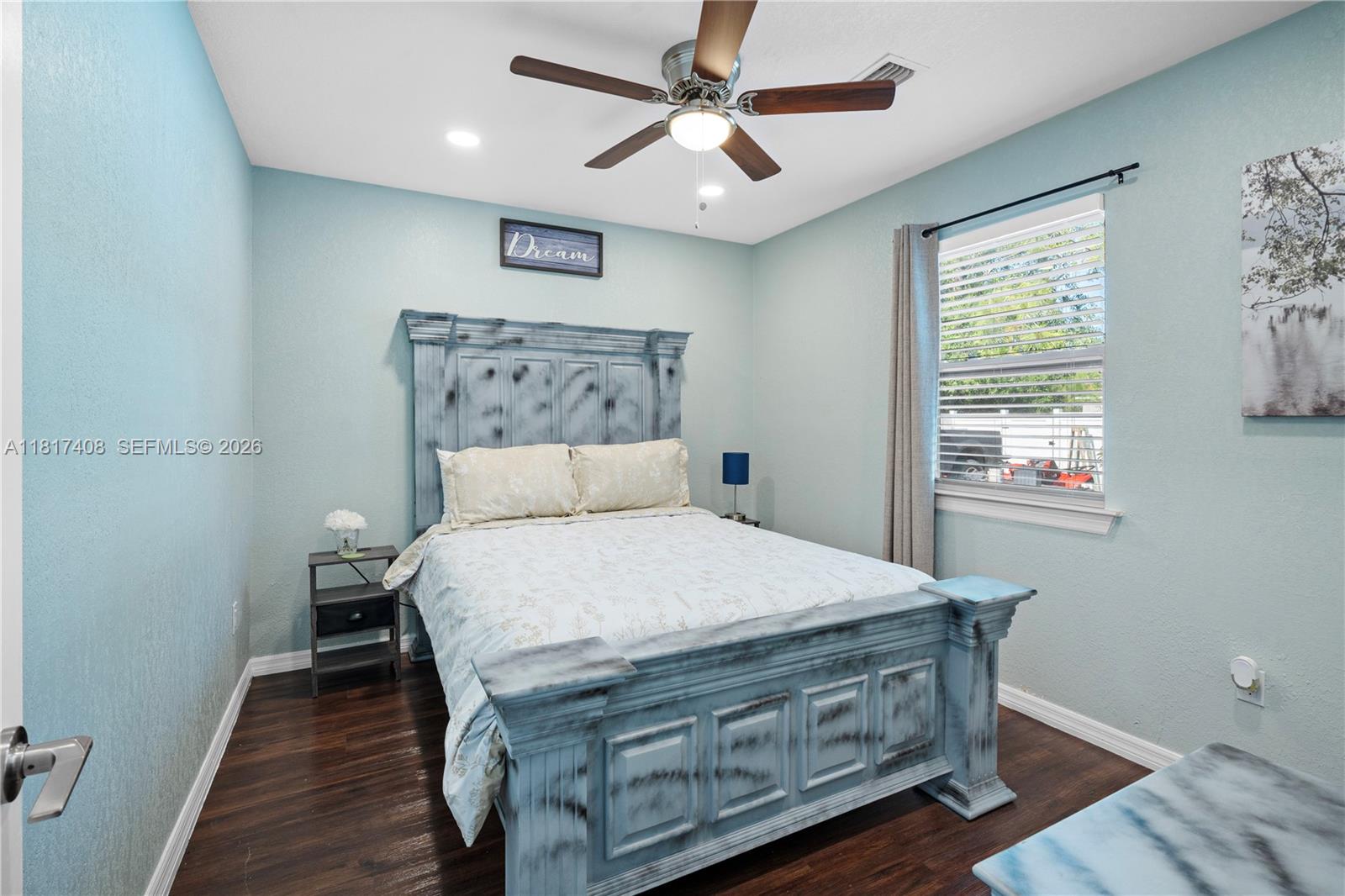 304 Bradley Property Photo 37