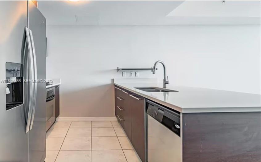 1900 N Bayshore Drive 3909 Property Photo 8