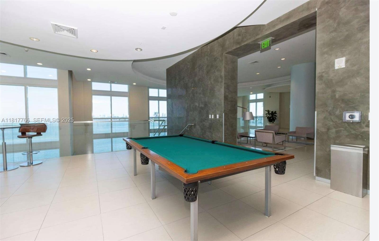 1900 N Bayshore Drive 3909 Property Photo 17
