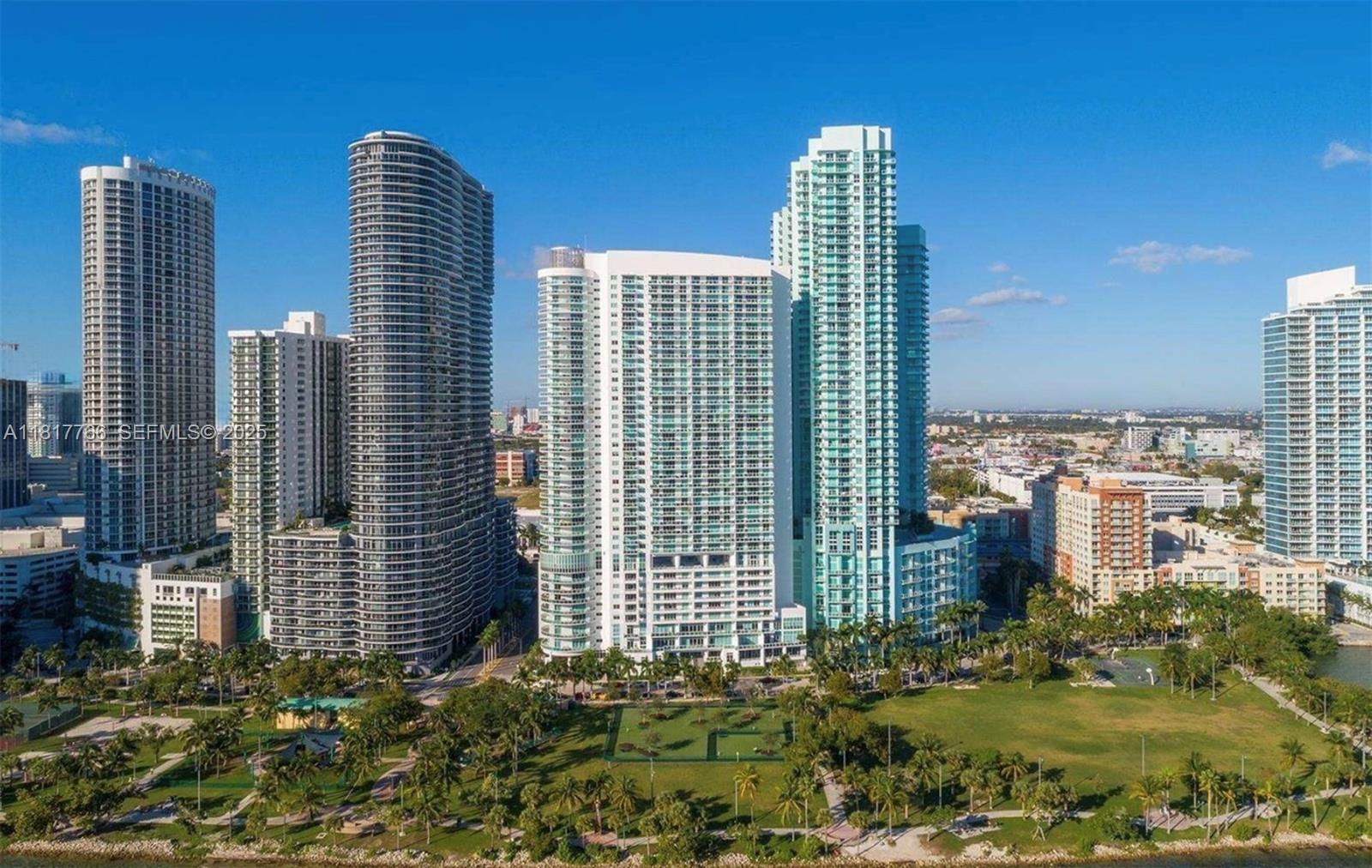 1900 N Bayshore Drive 3909 Property Photo 25