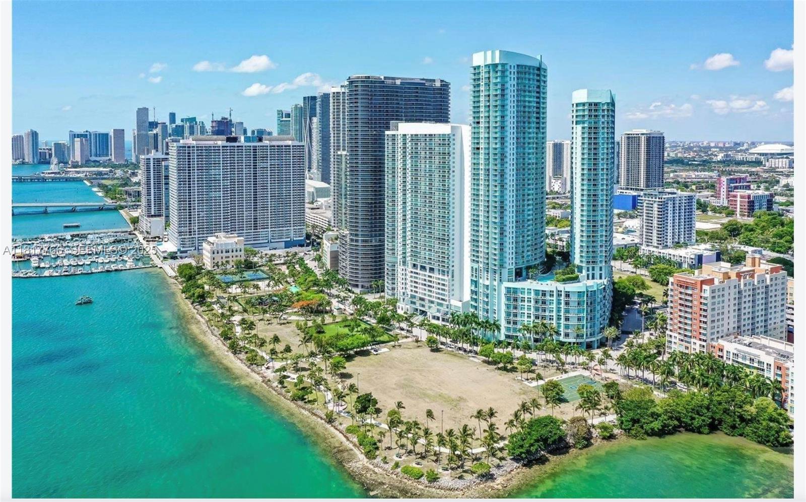 1900 N Bayshore Drive 3909 Property Photo 26