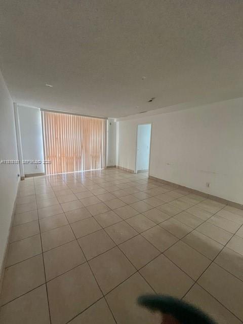 13499 Biscayne Boulevard 602 Property Photo 3