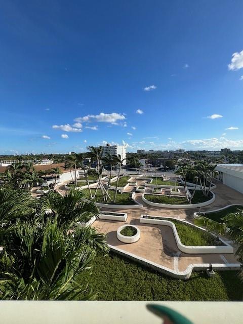 13499 Biscayne Boulevard 602 Property Photo 9