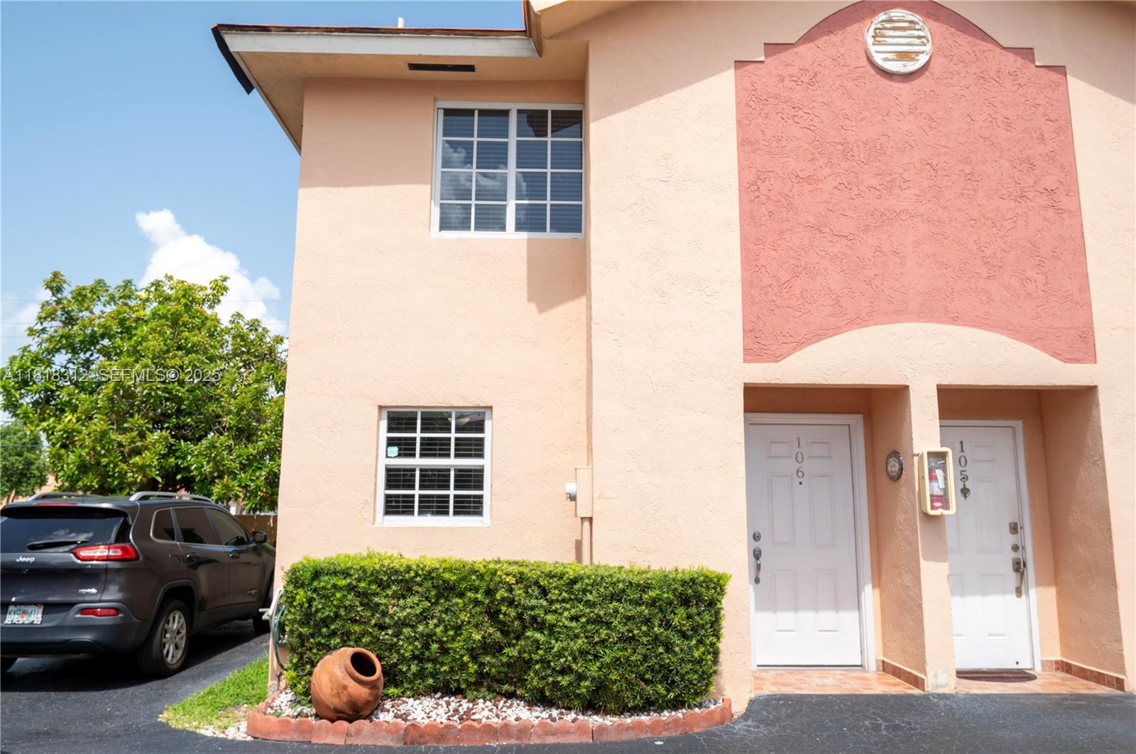 2375 W 74th Street 106-6