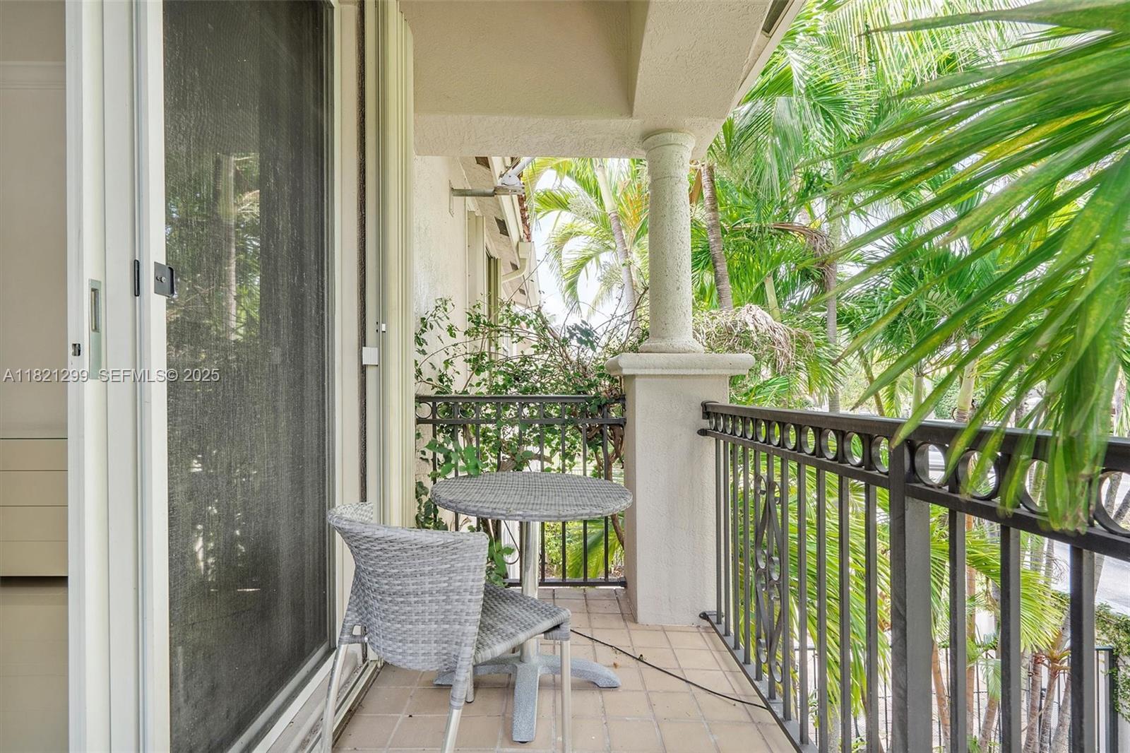 1382 Harbor View W Property Photo 25