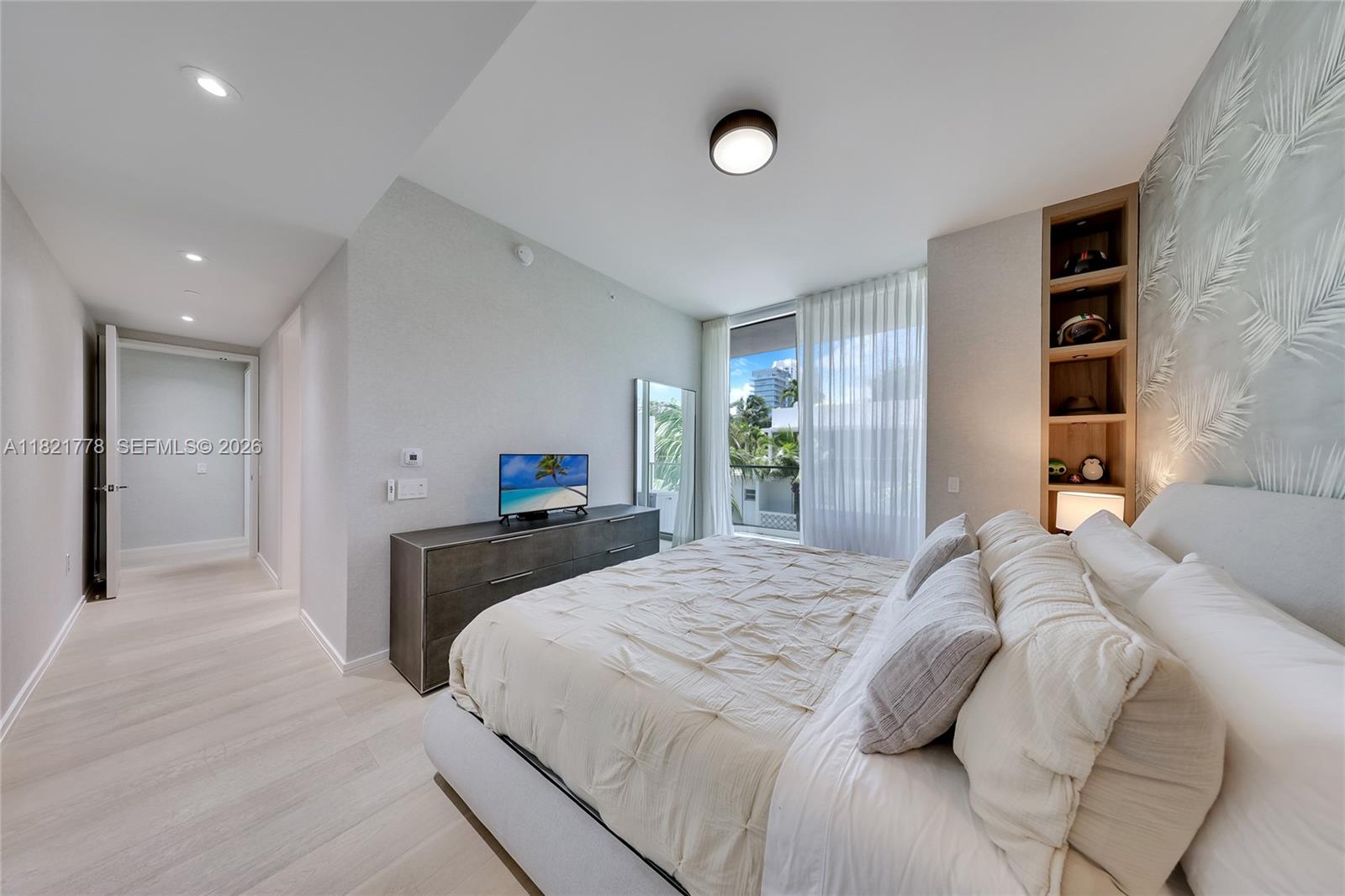 300 Collins Avenue 3d Property Photo 7