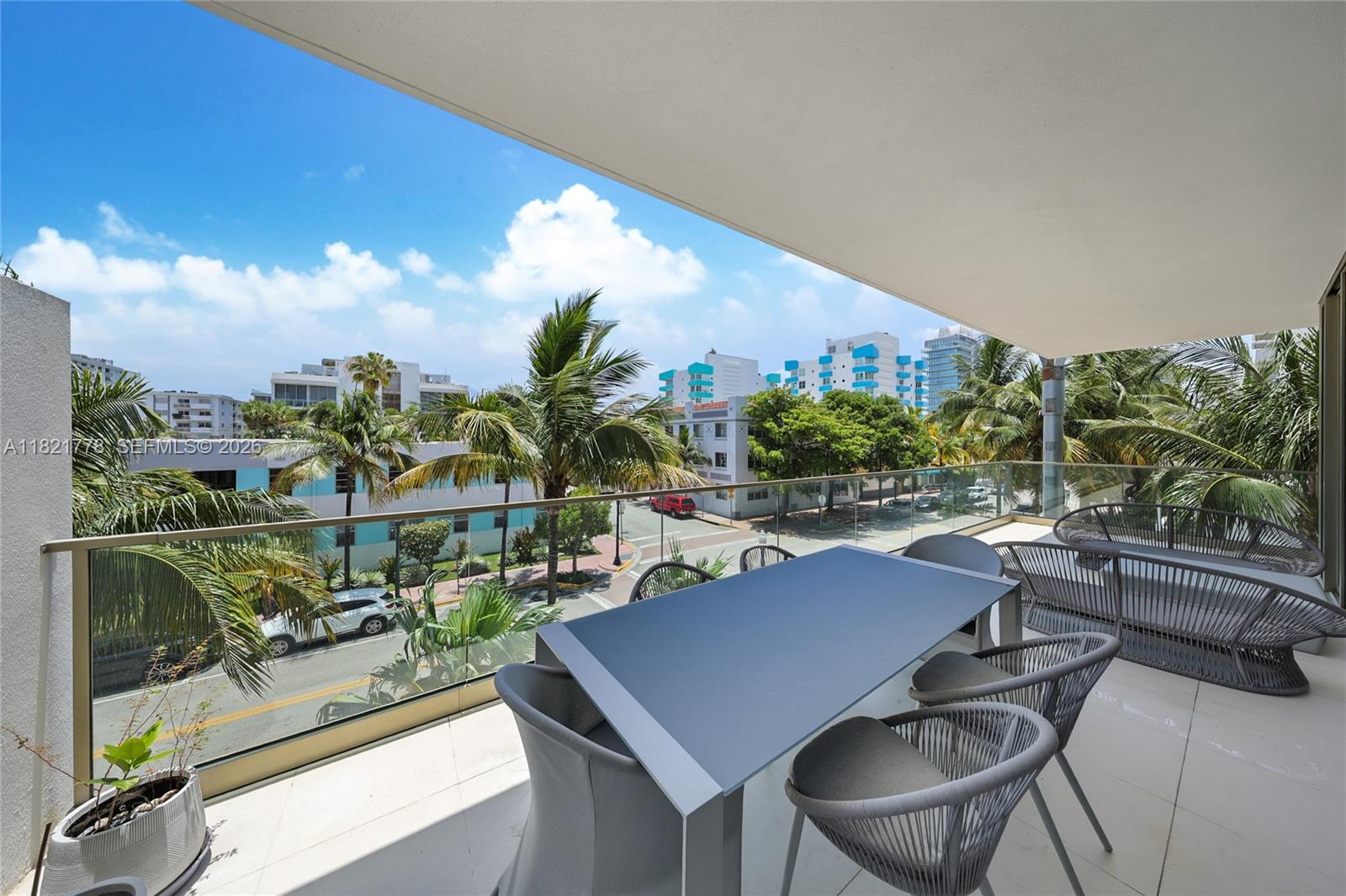 300 Collins Avenue 3d Property Photo 13