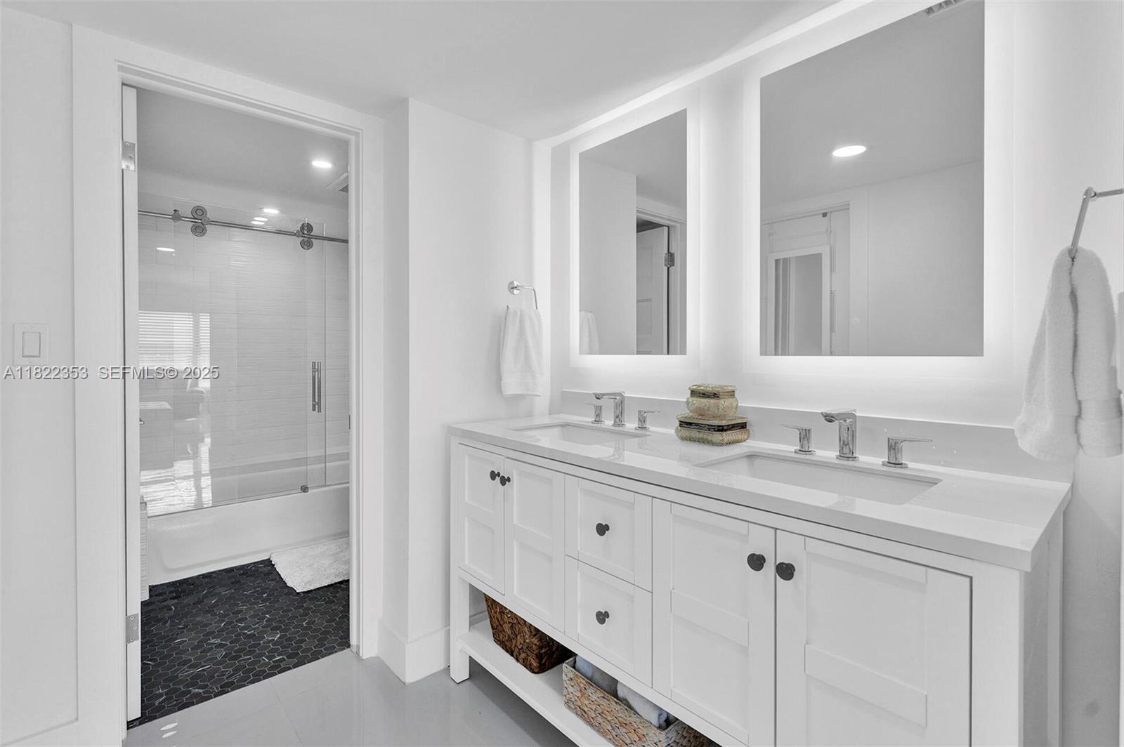 3900 Galt Ocean Drive 506 Property Photo 19