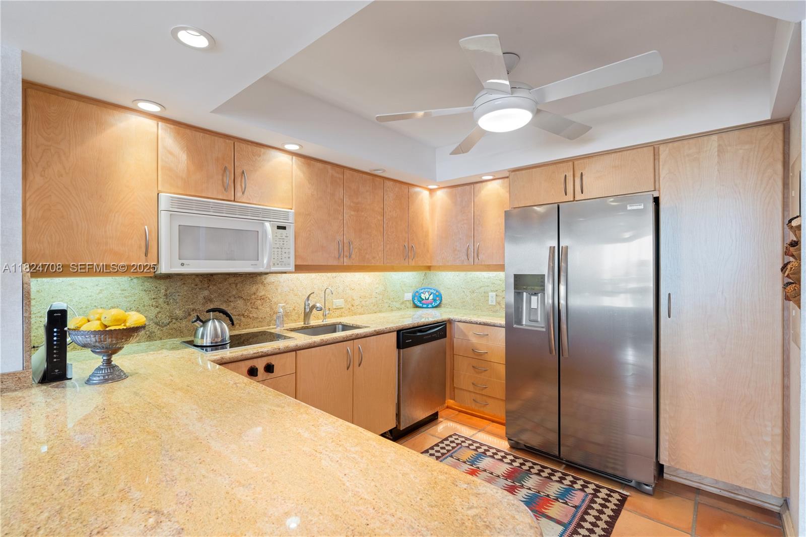2200 S Ocean Lane 1501-1503 Property Photo 58