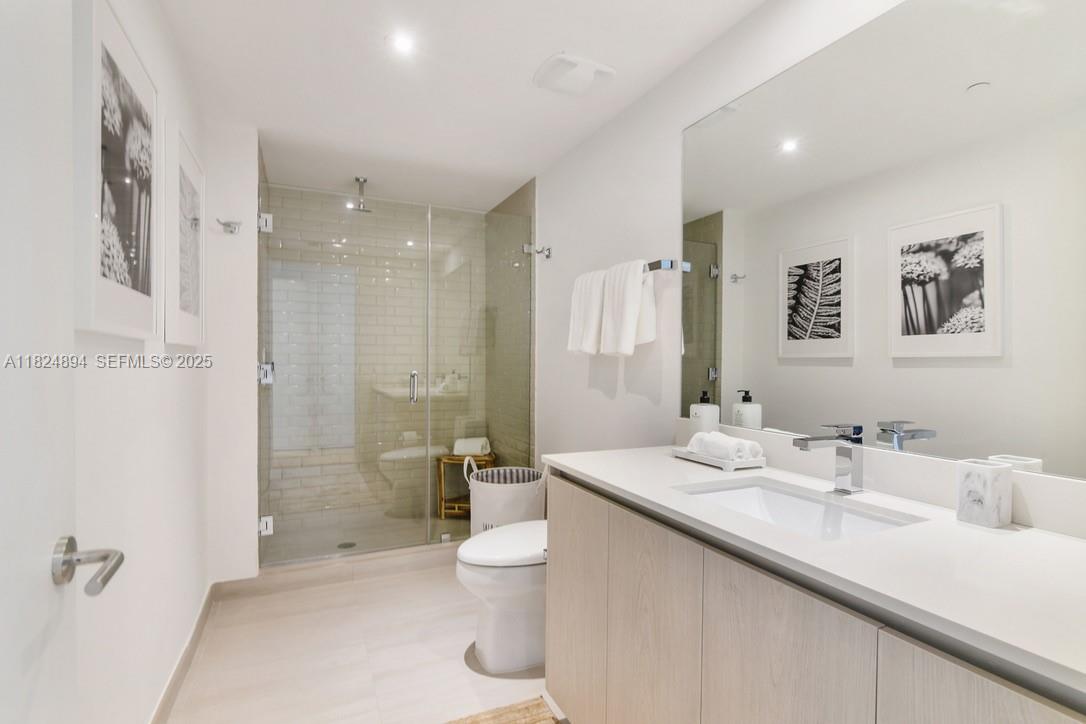 4010 S Ocean Drive T3708 Property Photo 16