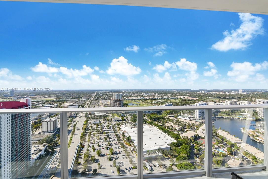 4010 S Ocean Drive T3708 Property Photo 25