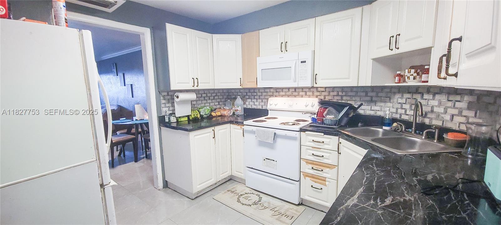 3301 Spanish Moss Terrace 609 Property Photo 7