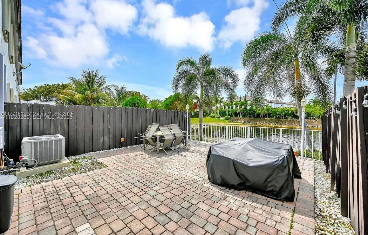 A11828269 Property Photo 10