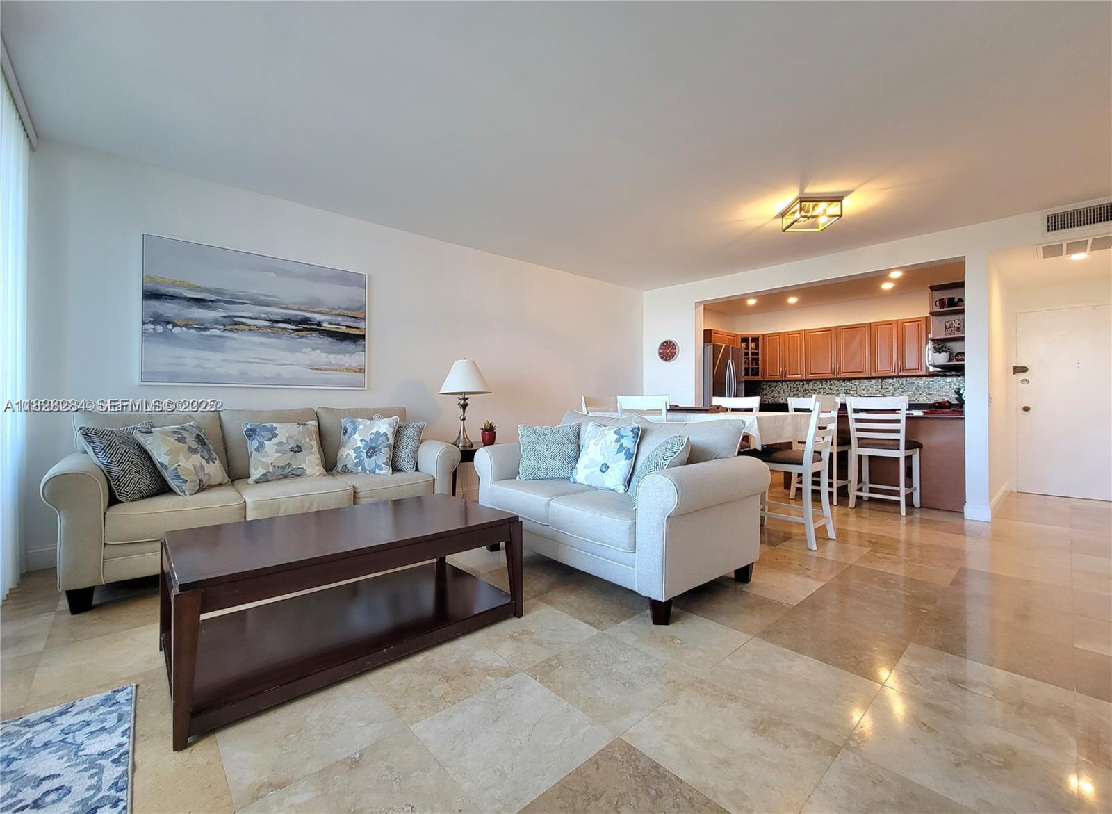 3505 S Ocean Drive 320 Property Photo 7