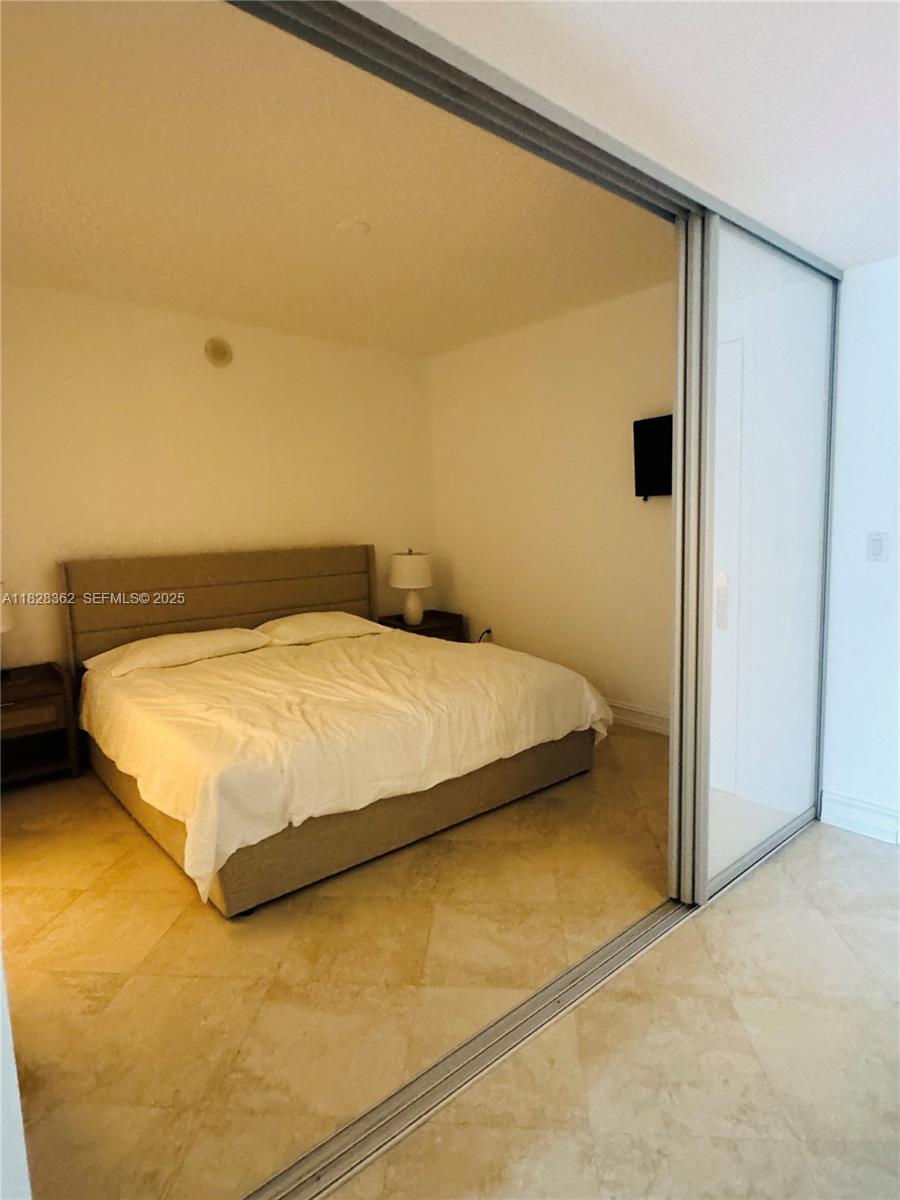 A11828362 Property Photo 22