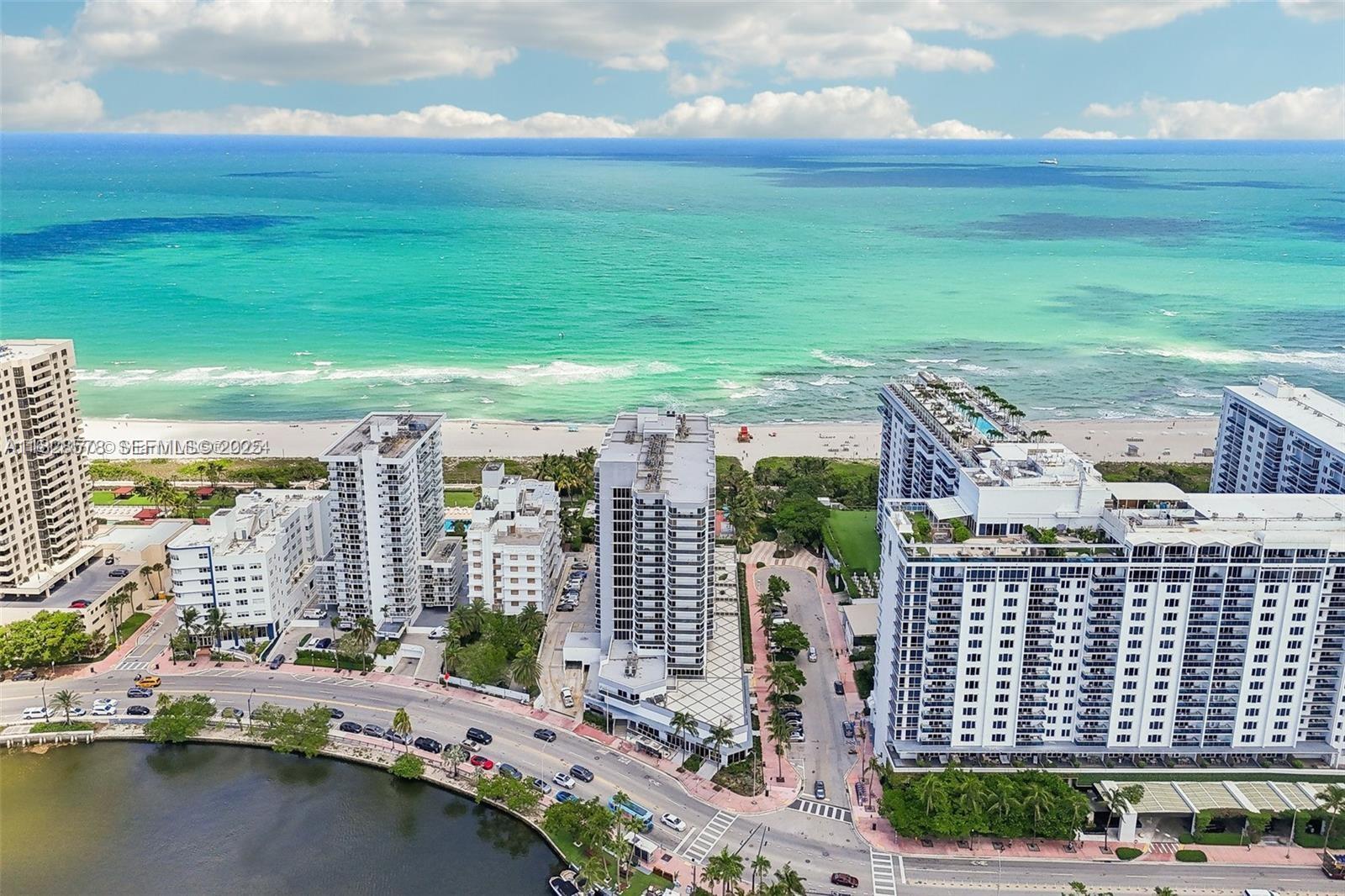 2401 Collins Avenue 1011