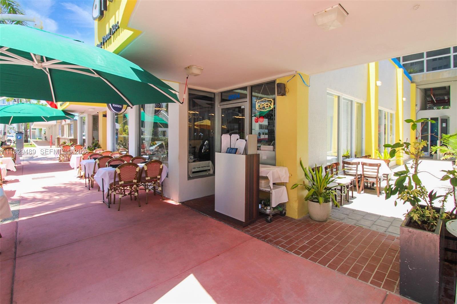 6930 Collins Avenue Co Working Office Property Photo 12