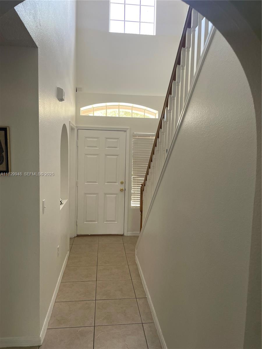2645 Sw 12th Square Sw Property Photo 2