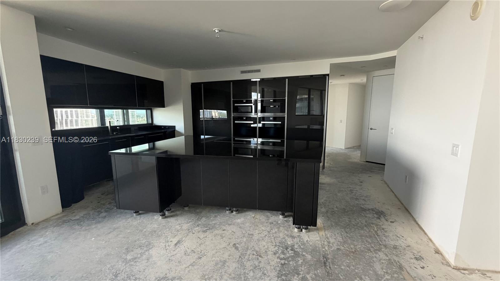 18555 Collins Avenue 2303 Property Photo 8
