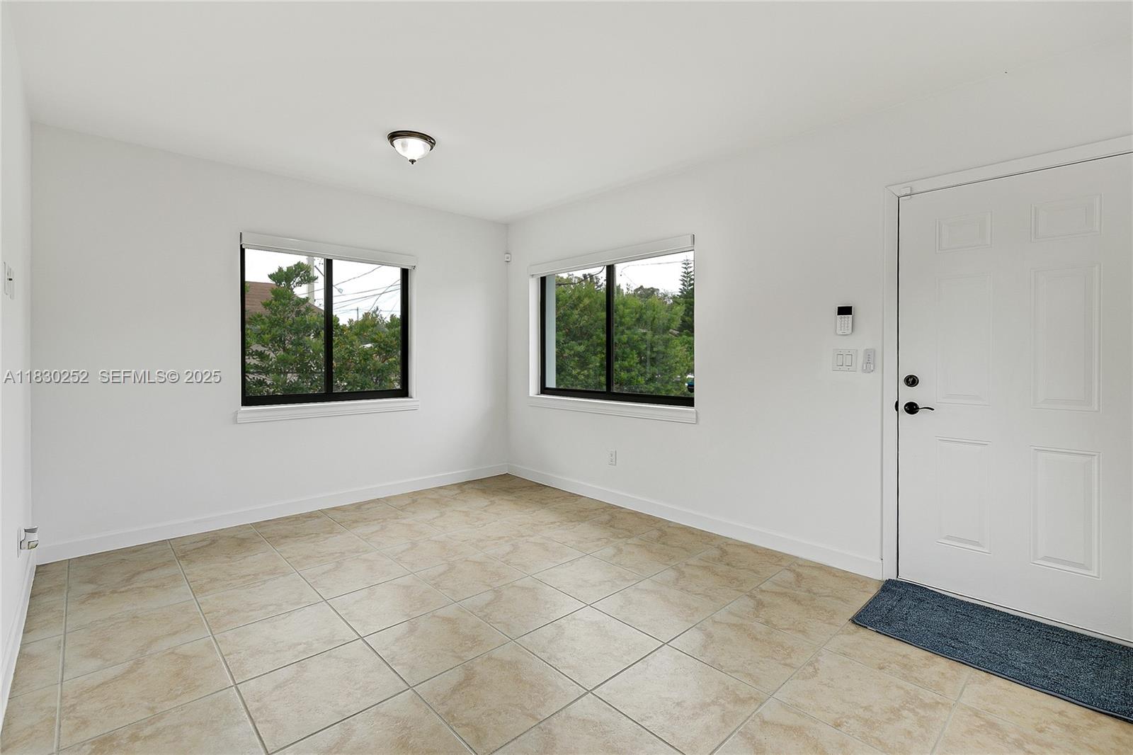 36 Nw 52nd Street Property Photo 11