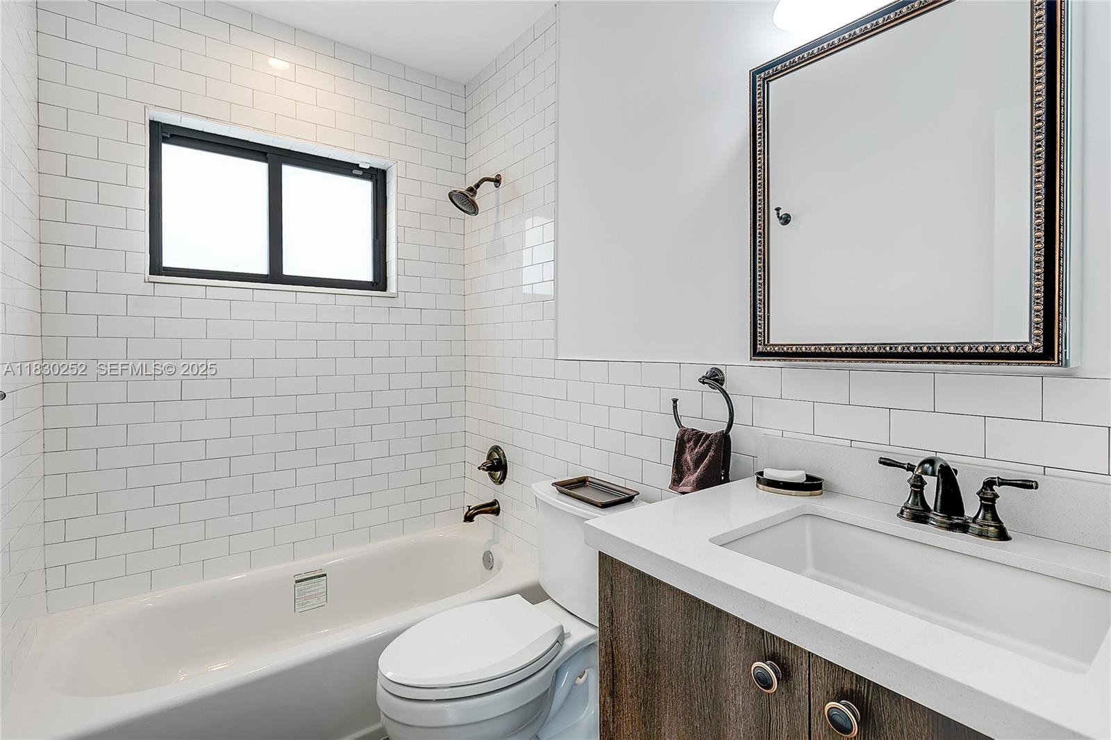 36 Nw 52nd Street Property Photo 15
