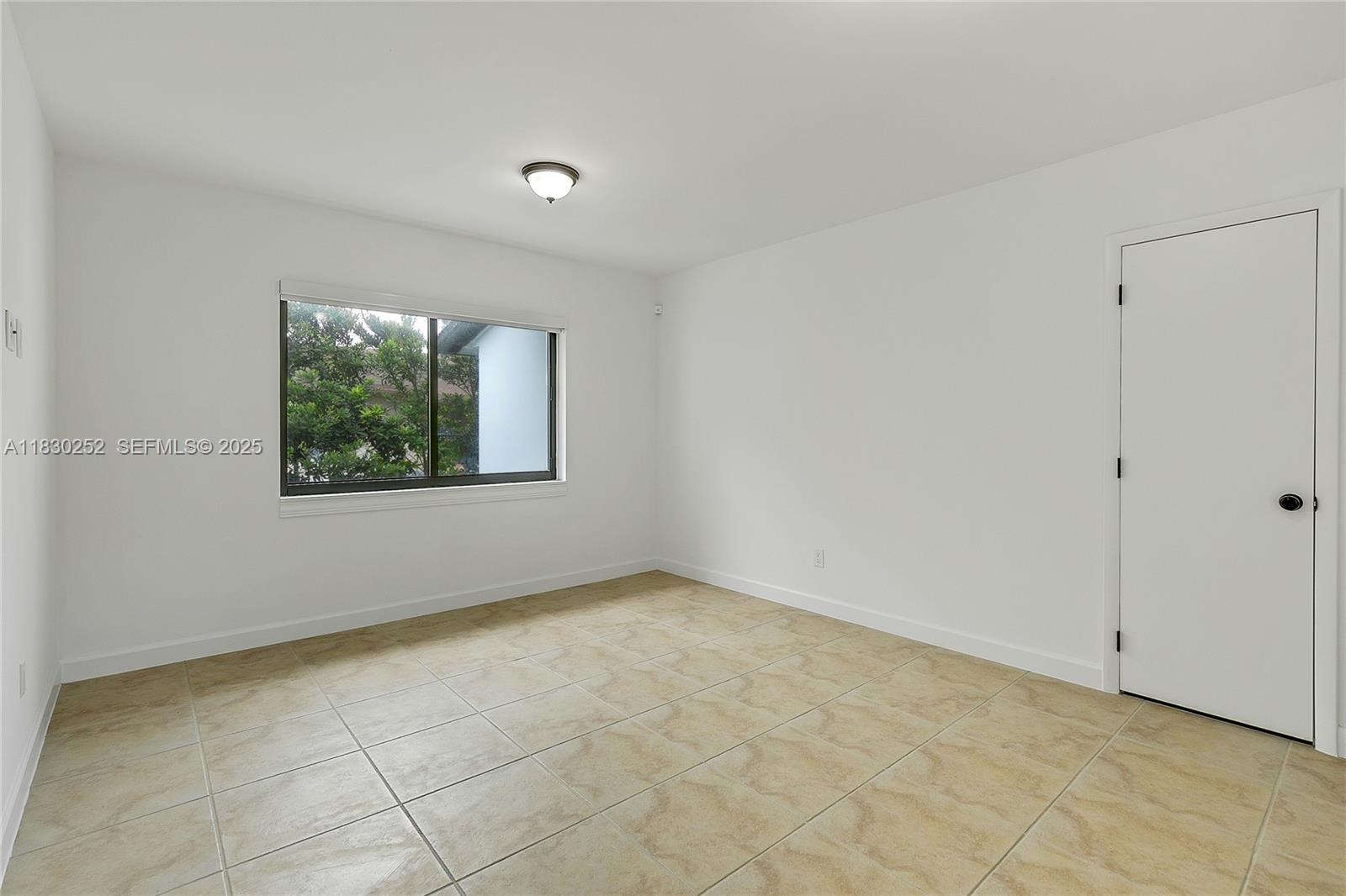 36 Nw 52nd Street Property Photo 19