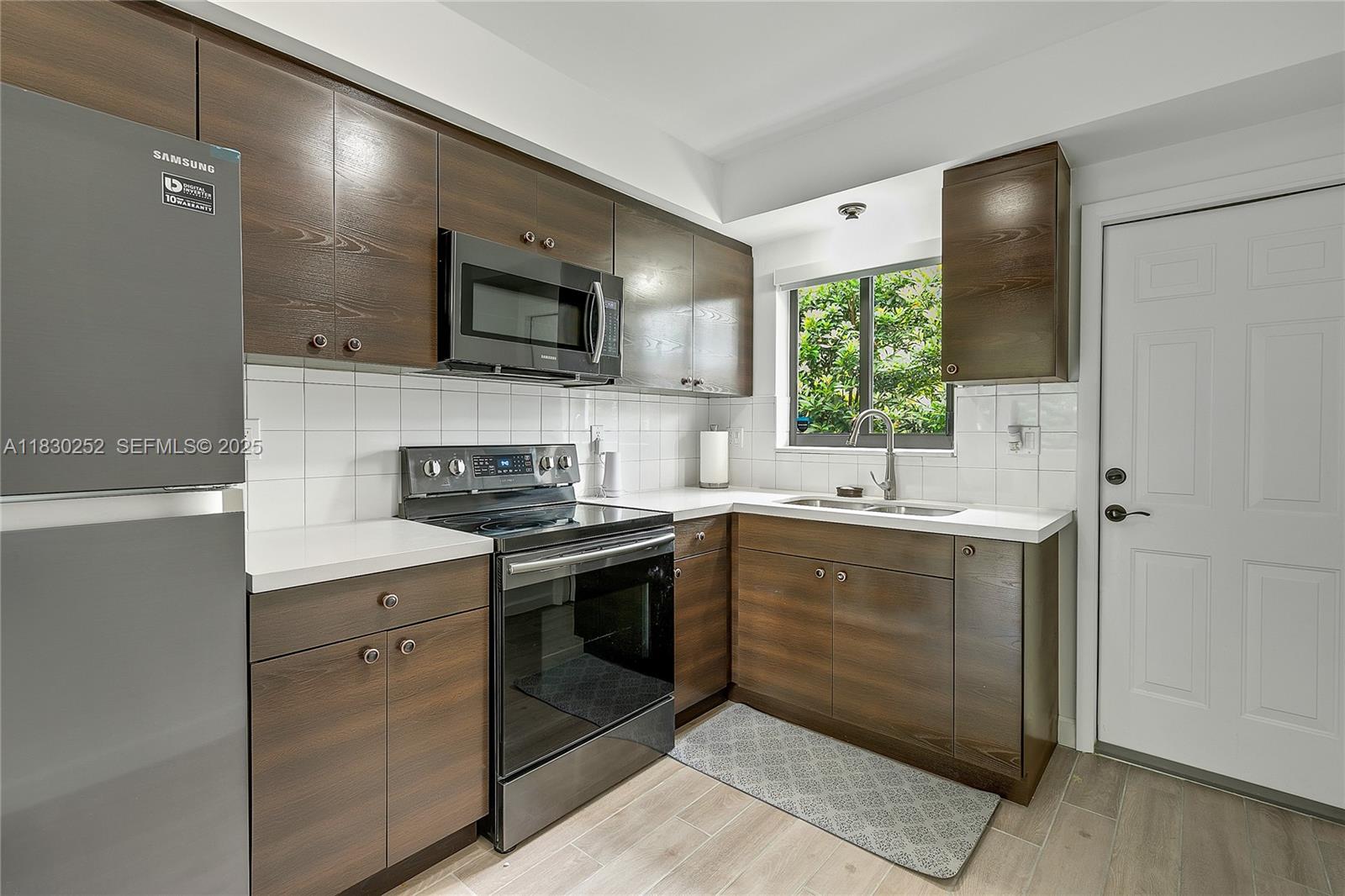 36 Nw 52nd Street Property Photo 21