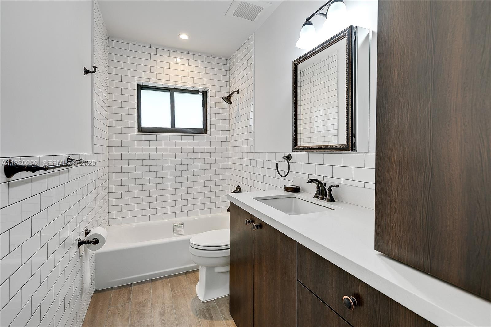 36 Nw 52nd Street Property Photo 26