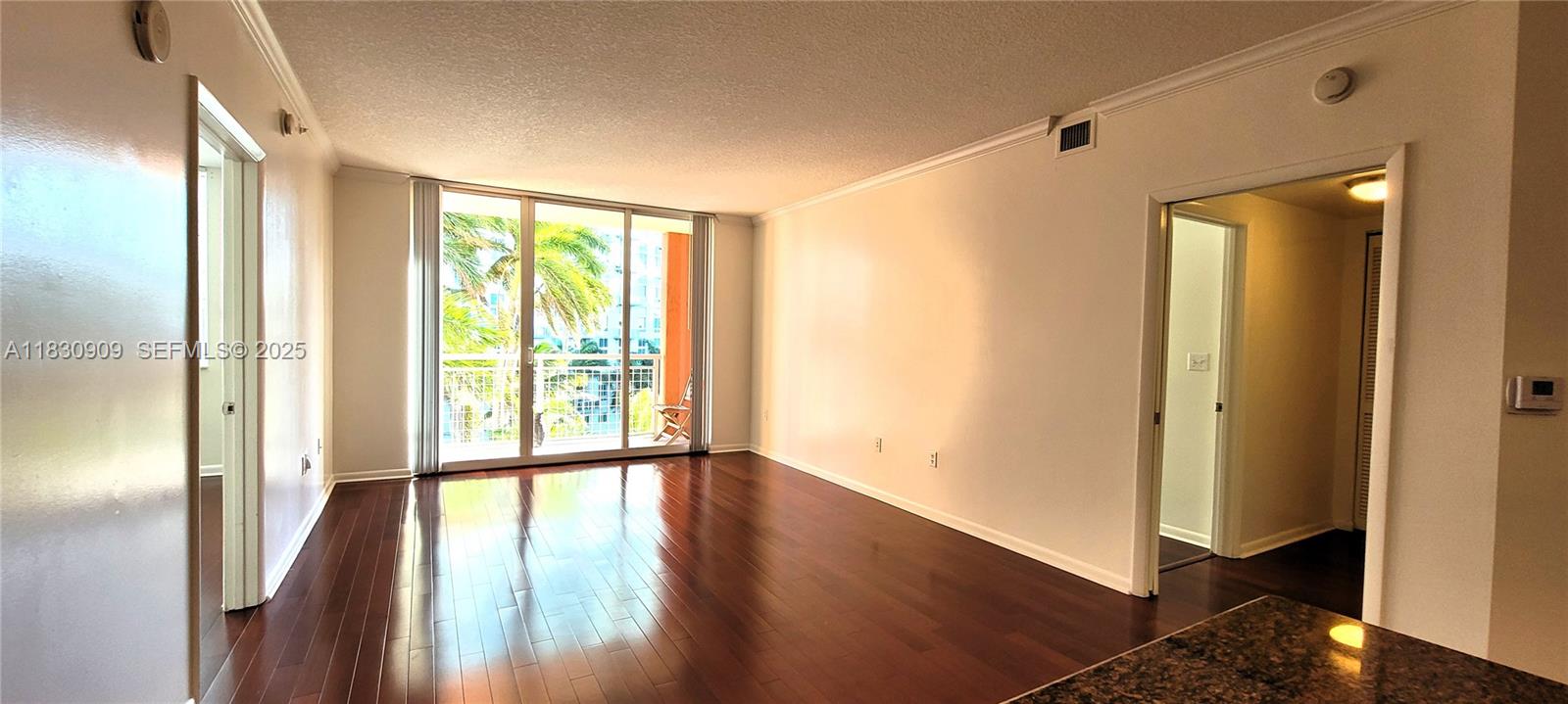 2000 N Bayshore Drive 509 Property Photo 7