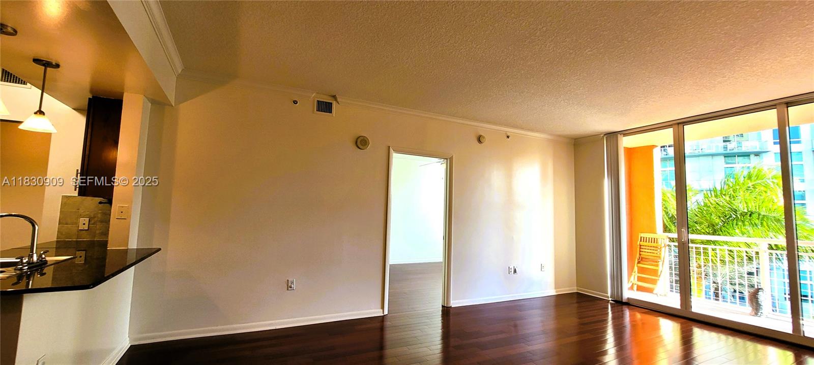 2000 N Bayshore Drive 509 Property Photo 10