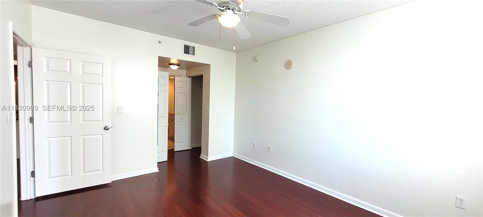 2000 N Bayshore Drive 509 Property Photo 20
