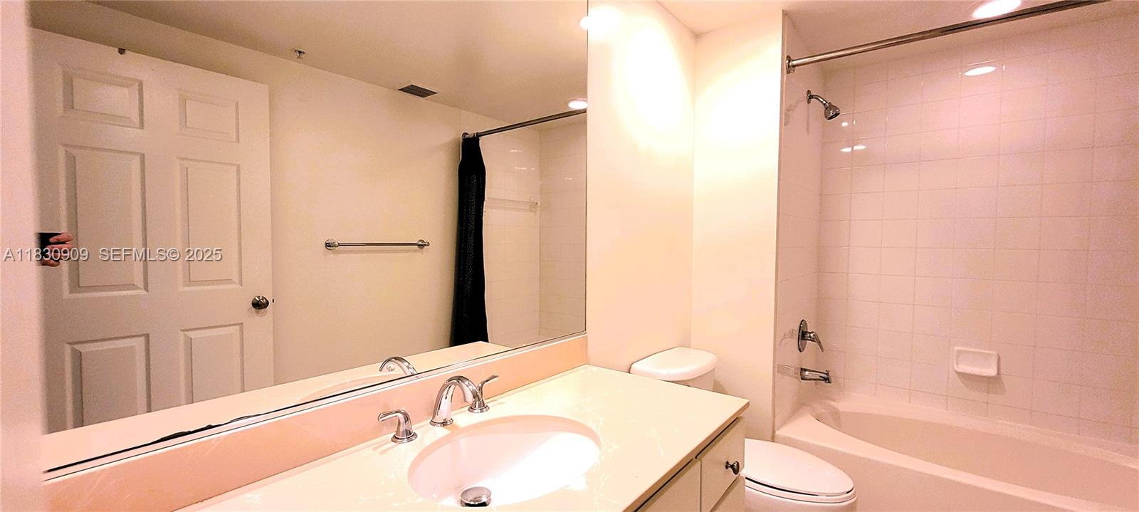 2000 N Bayshore Drive 509 Property Photo 45