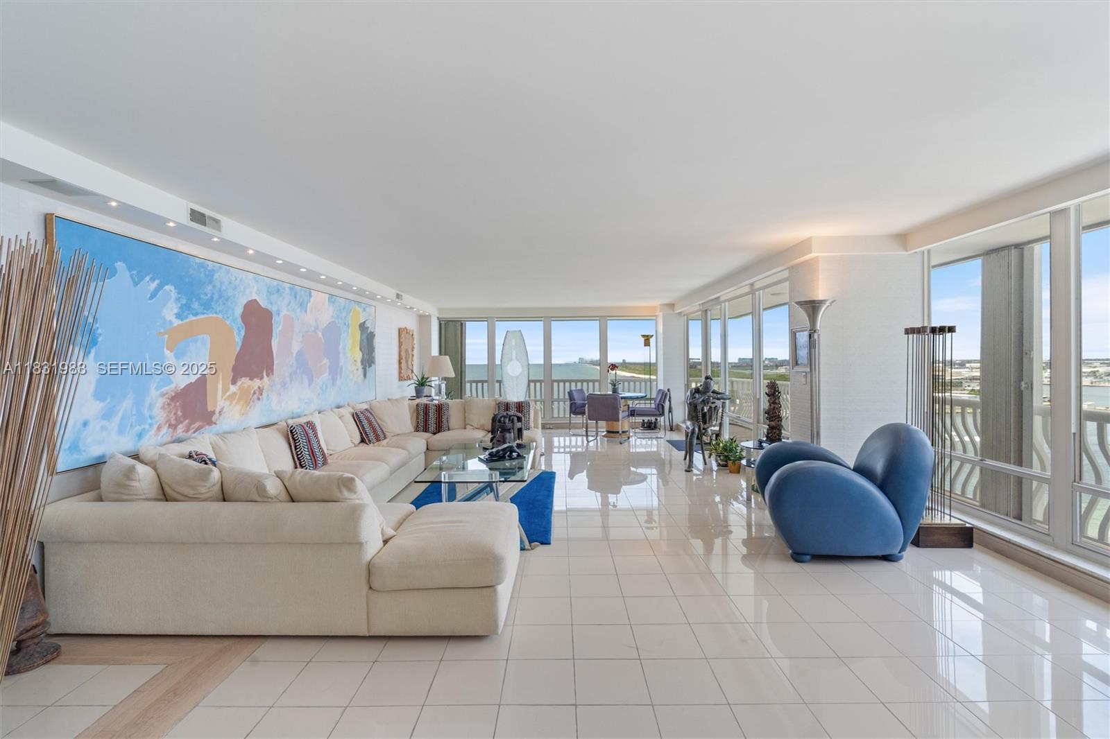 2200 S Ocean Lane 1501-2 Property Photo 10