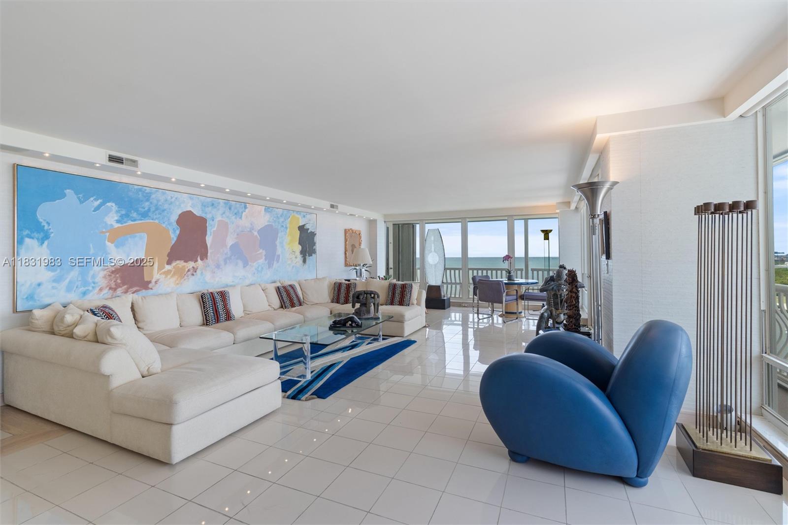 2200 S Ocean Lane 1501-2 Property Photo 11