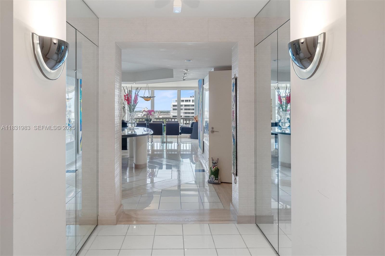 2200 S Ocean Lane 1501-2 Property Photo 7