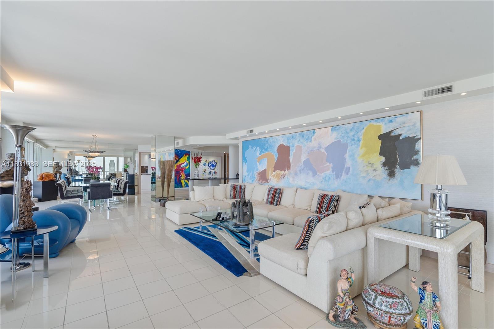 2200 S Ocean Lane 1501-2 Property Photo 13