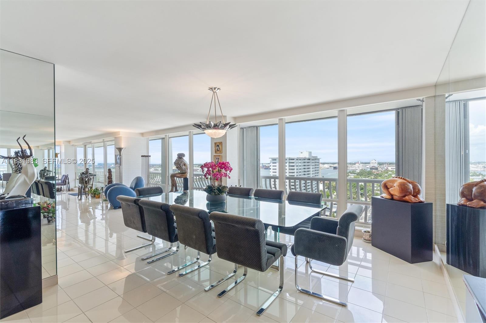 2200 S Ocean Lane 1501-2 Property Photo 22