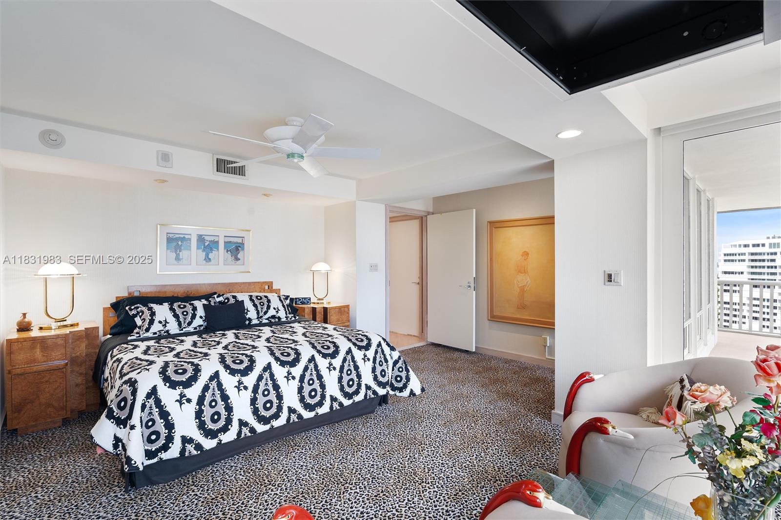 2200 S Ocean Lane 1501-2 Property Photo 24