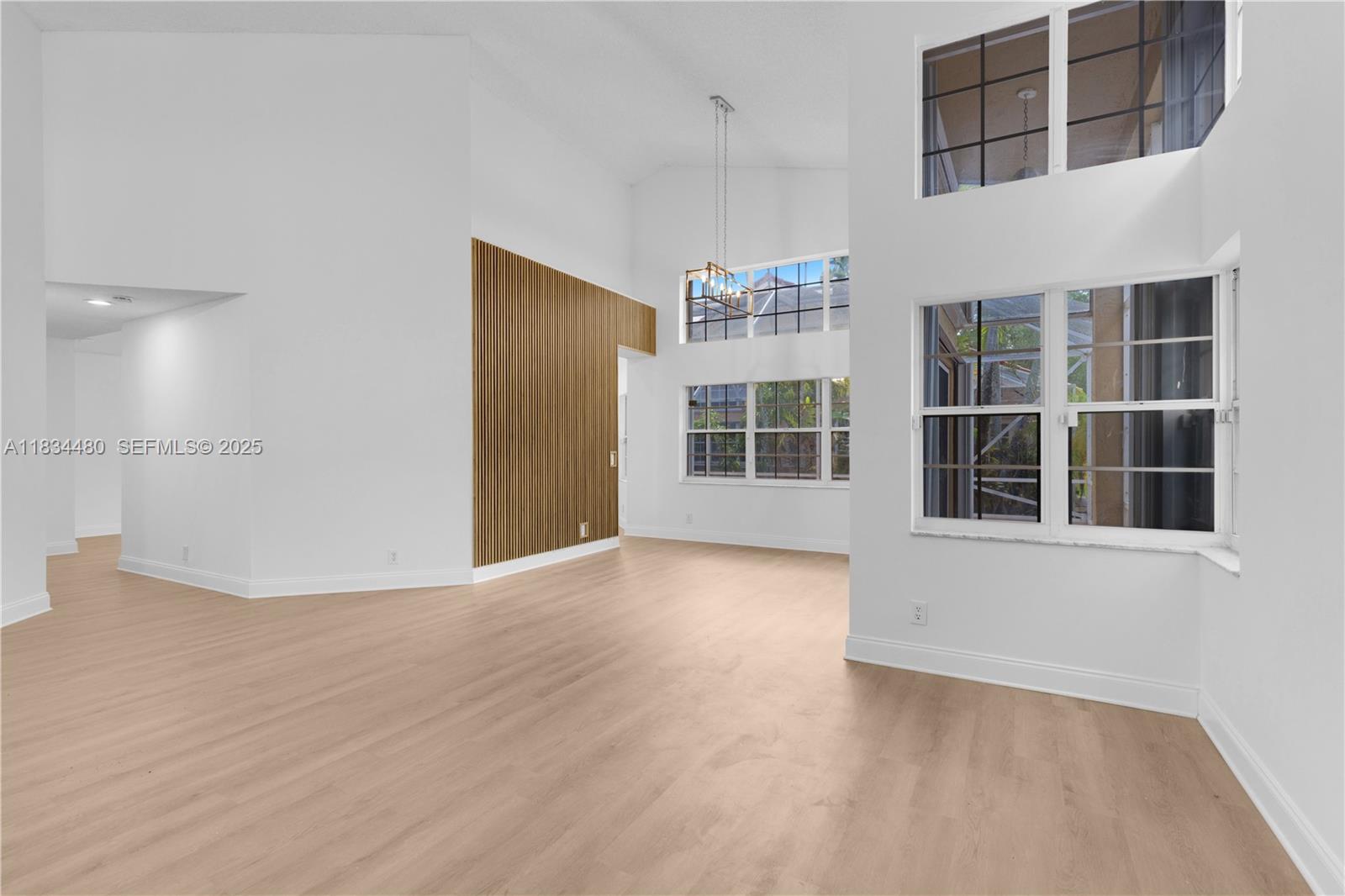 1525 Seabay Road Property Photo 1