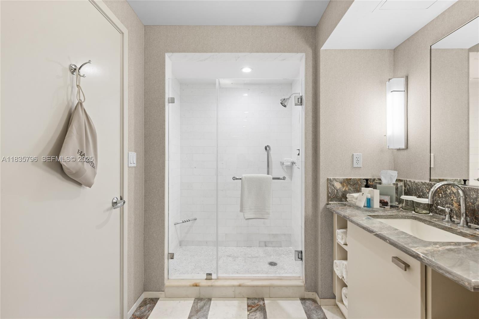 551 N Fort Lauderdale Beach Boulevard H1401 Property Photo 17
