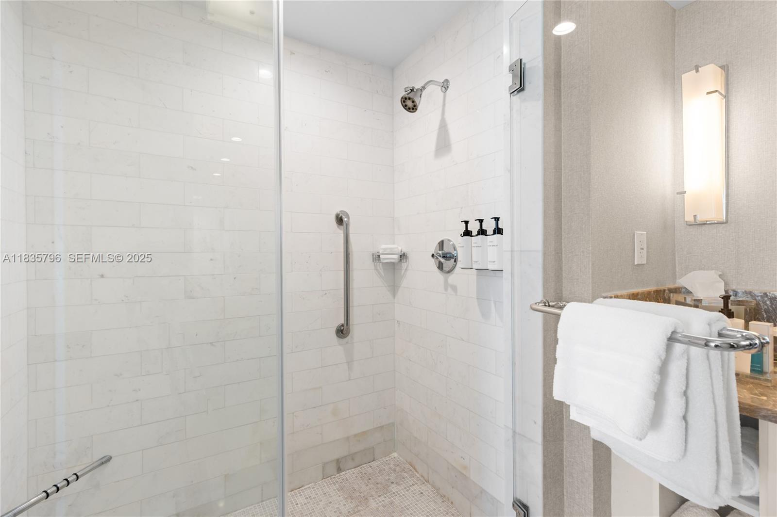 551 N Fort Lauderdale Beach Boulevard H1401 Property Photo 18